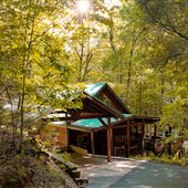 Cozy Creek Cabin