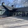 1980 Lanier Lake House