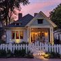 Lake Ave Victorian Cottage