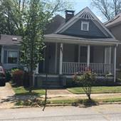 Shabby chic Victorian cottage steps from Beltline