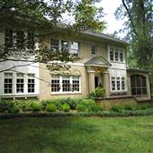 Moise Residence