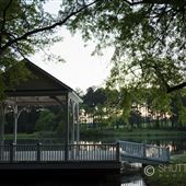 Grand Oaks