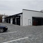 Autohaus Social: Garage/ Lounge