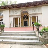 Garland mansion
