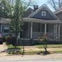 Shabby chic Victorian cottage steps from Beltline