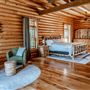 Apple Pie Lodge