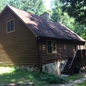 Cabin on 8 acres w/lake