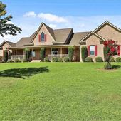 Beautiful 5000+sq ft home, Rural Setting