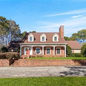 Conyers custom colonial style home