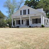 Private Home of Jon and Geri Moss