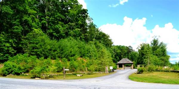 Blue Ridge Golf and River Club
