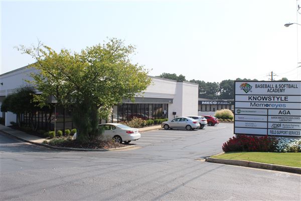 Amwiler Rd - Flex Commercial Building