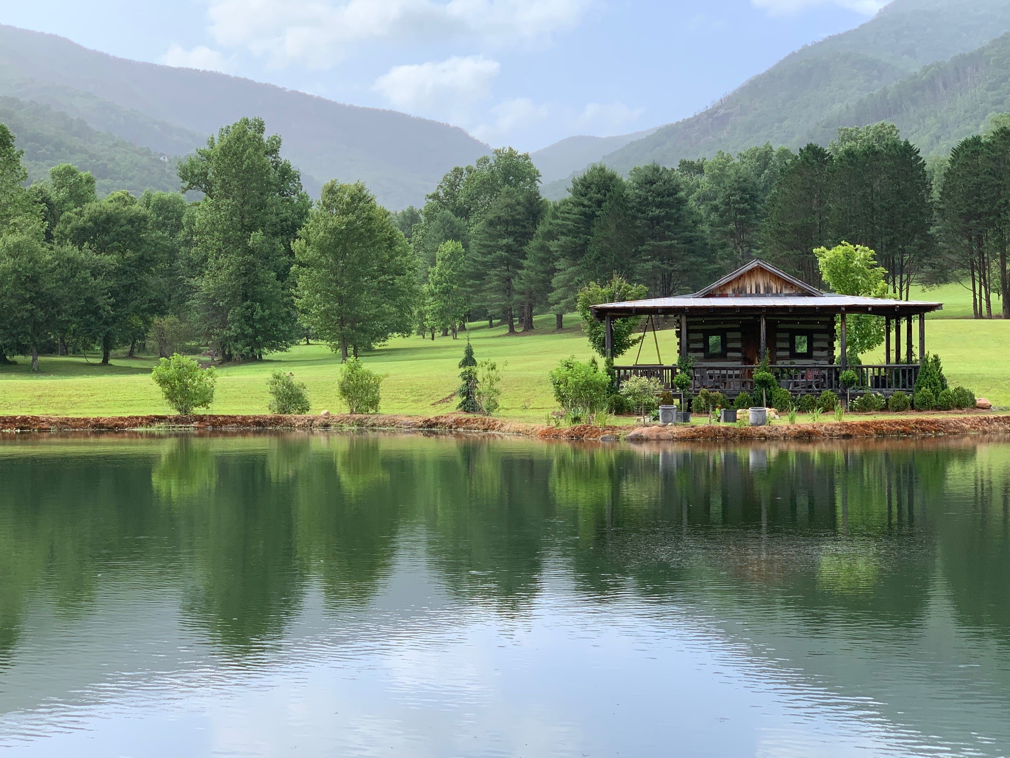 Locations Hub - Idyll at Betty Creek Valley