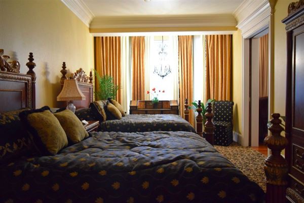 AEI Allen Executive House
