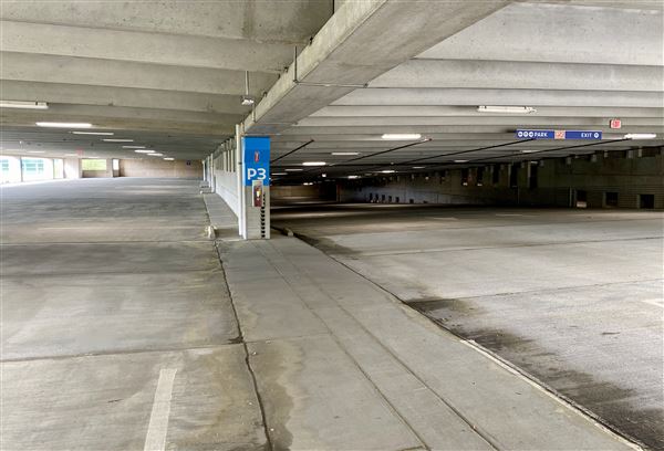 900 Space Parking Deck at Gas South District