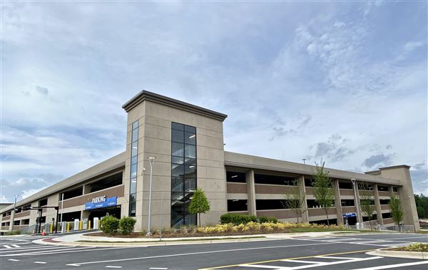 900 Space Parking Deck at Gas South District