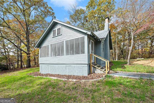 Small Historic Farm Cottage Northeast Georgia