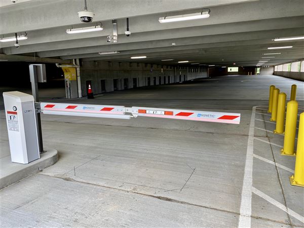 900 Space Parking Deck at Gas South District