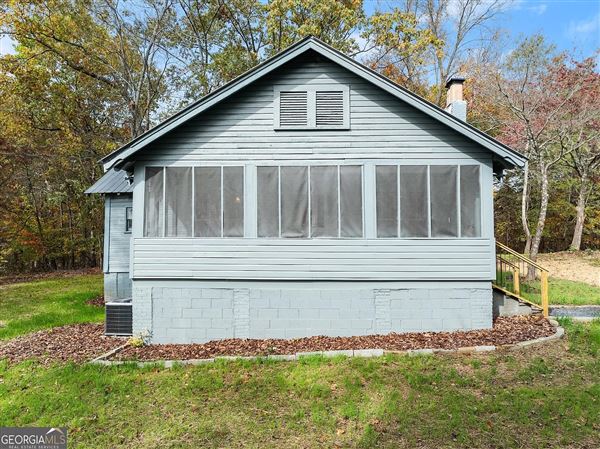 Small Historic Farm Cottage Northeast Georgia