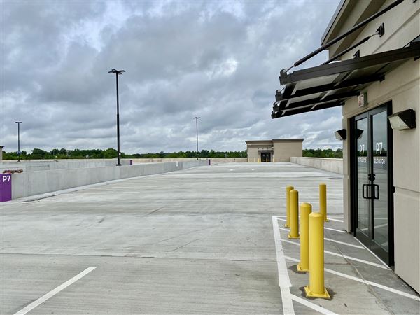 900 Space Parking Deck at Gas South District